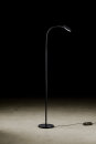 Holtkötter LED-Stehleuchte Flex S Schwarz / Blau, mit Tastdimmer 9920-1-553